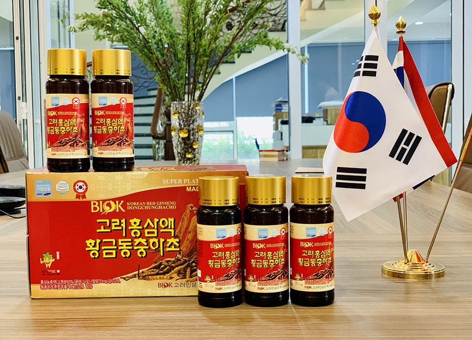 CHÍNH HÃNG】Nước Hồng Sâm Đông Trùng Hạ Thảo Biok hộp 10 chai * 100ml - Hàn  Quốc Giá Rẻ